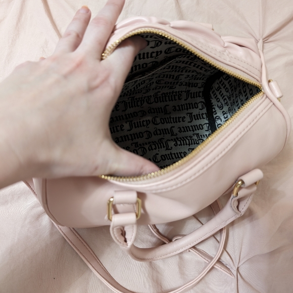 Pink Juicy Couture faux leather puckered bag - Picture 8 of 10
